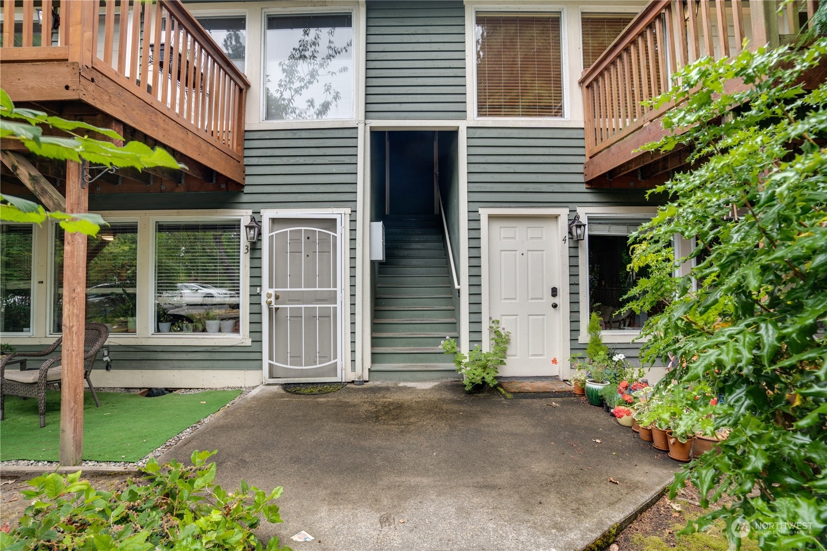 Property Photo:  422 N L Street 22-8  WA 98403 