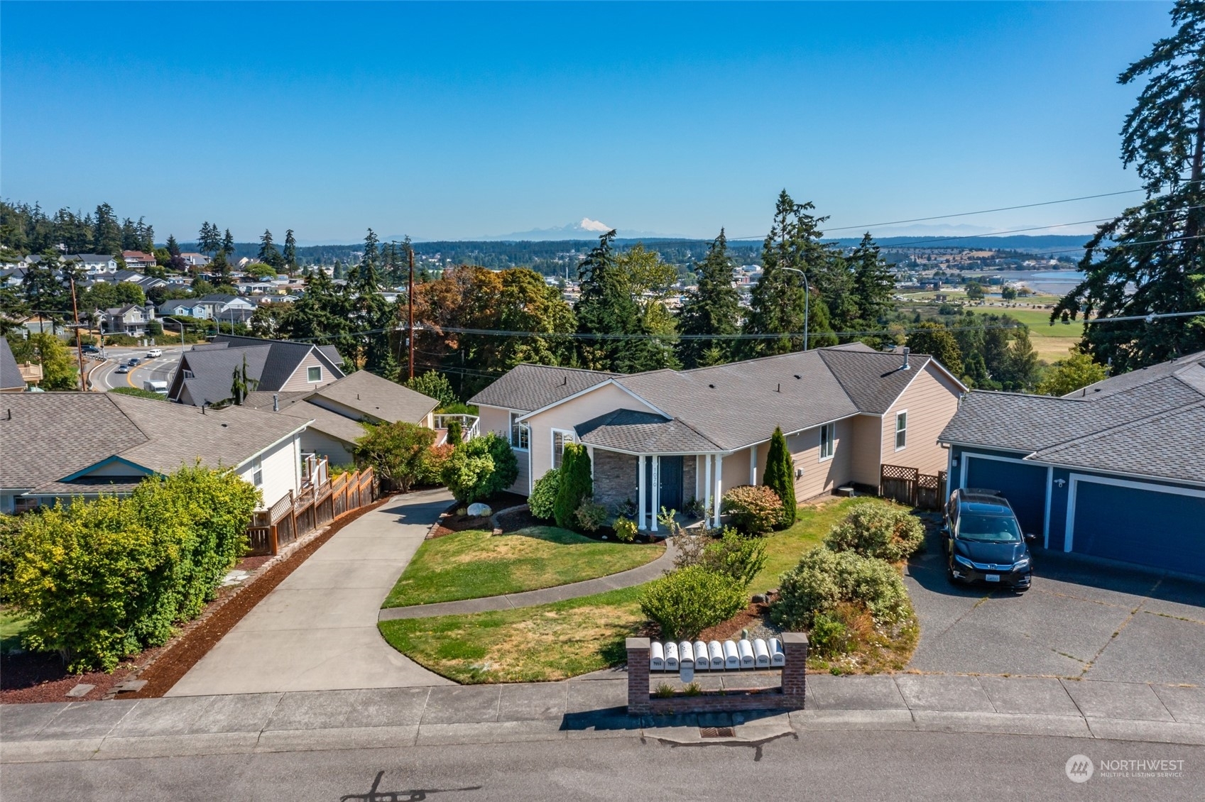 Property Photo:  1070 SW Harbor Vista Circle  WA 98277 