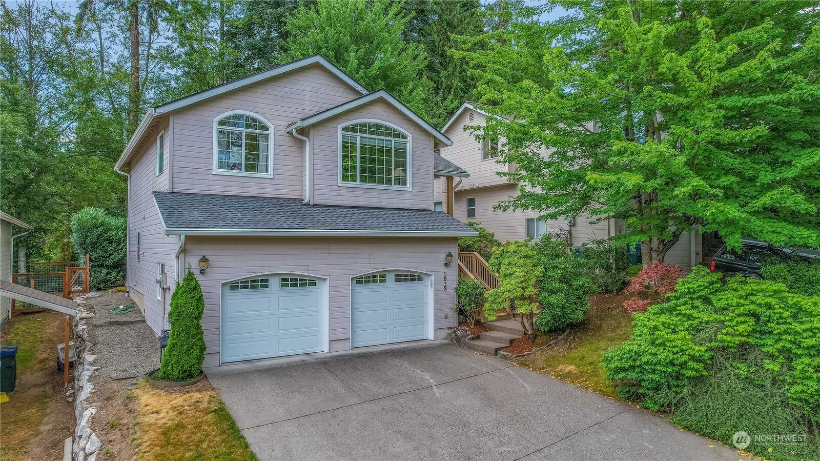 Property Photo:  1512 Toledo Street  WA 98229 
