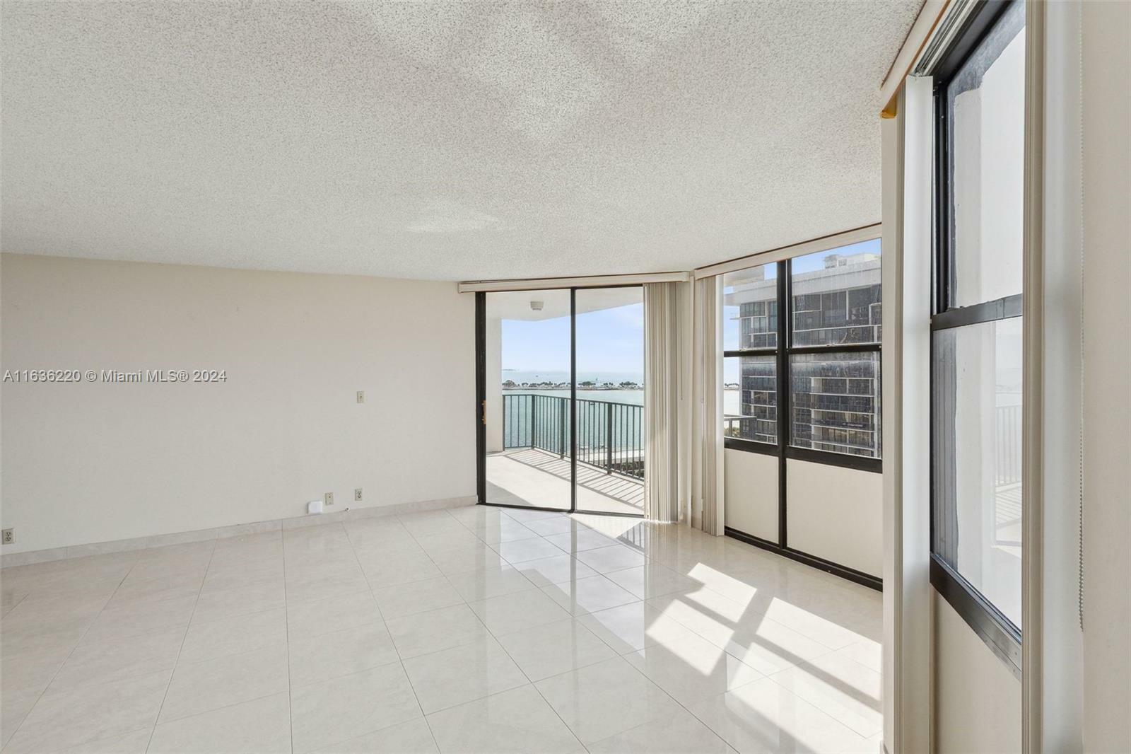 Property Photo:  1901 Brickell Ave B1408  FL 33129 