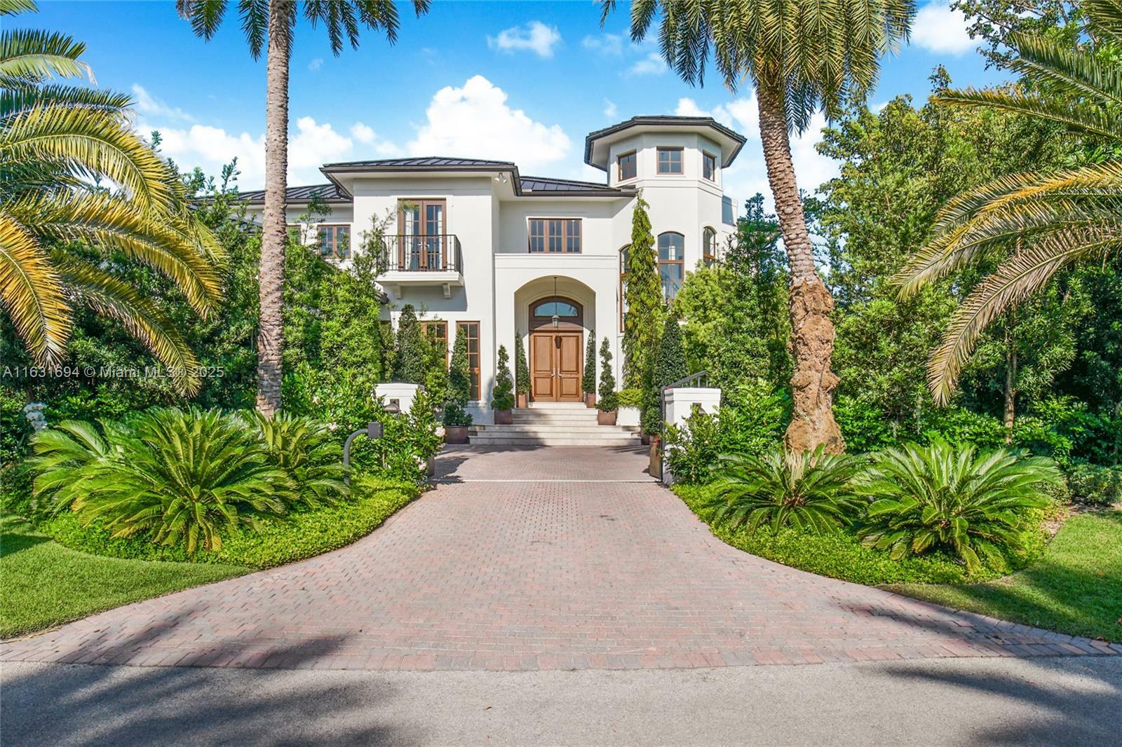 Property Photo: 365 Gulf Rd FL 33149