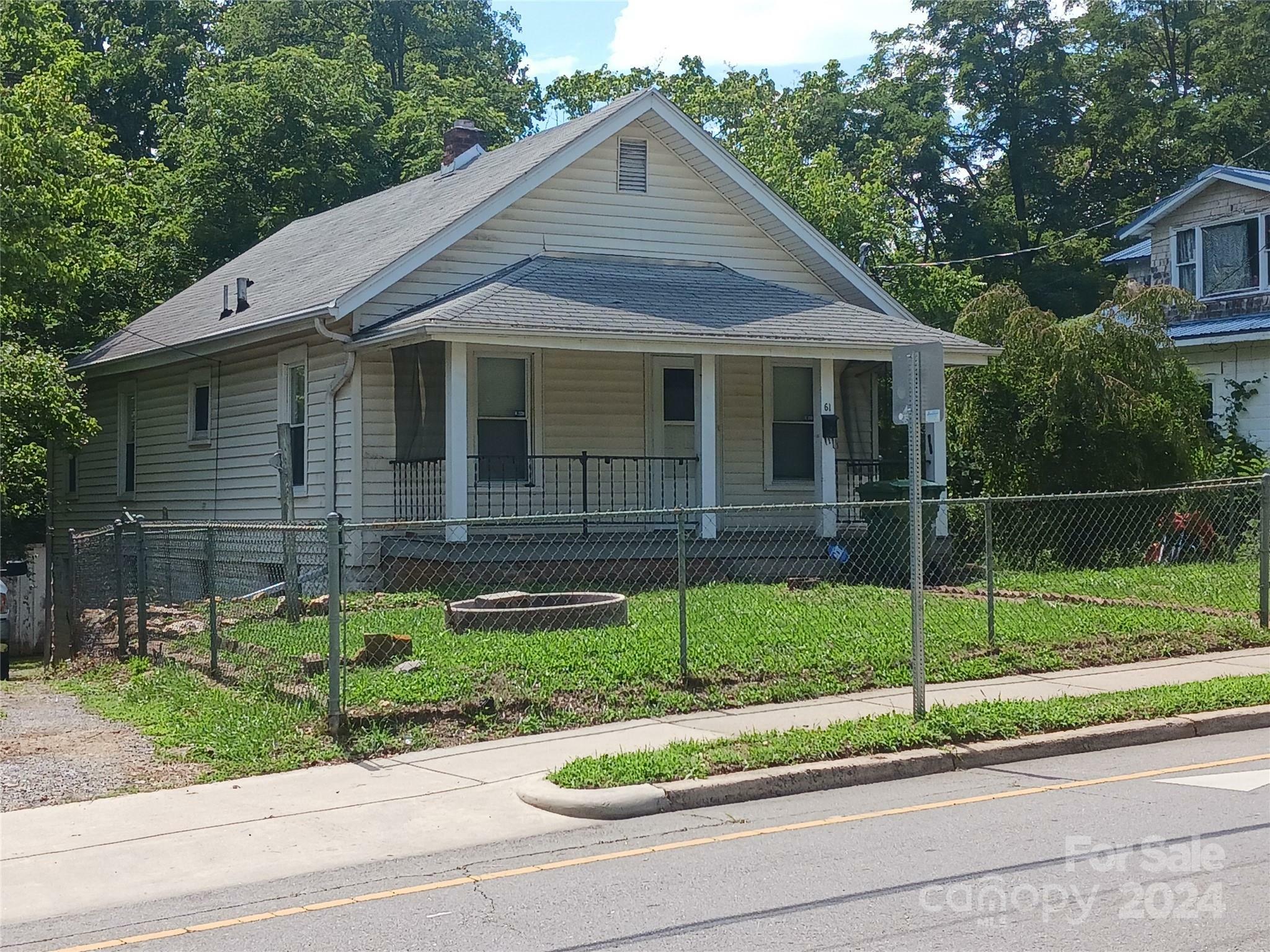 Property Photo:  61 State Street  NC 28806 