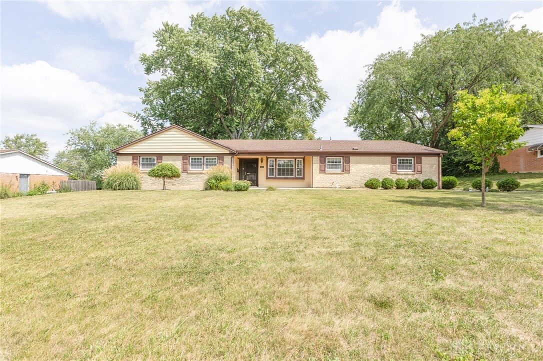 Property Photo: 4311 Walbridge Trail OH 45430