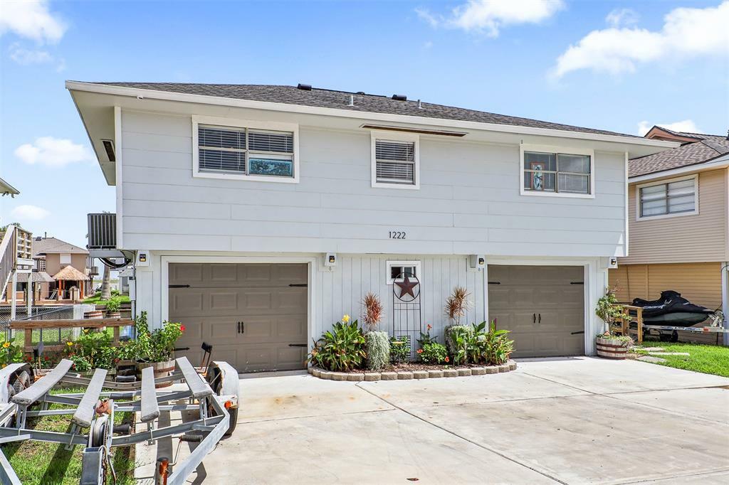 Property Photo:  1222 Sailfish Street  TX 77563 