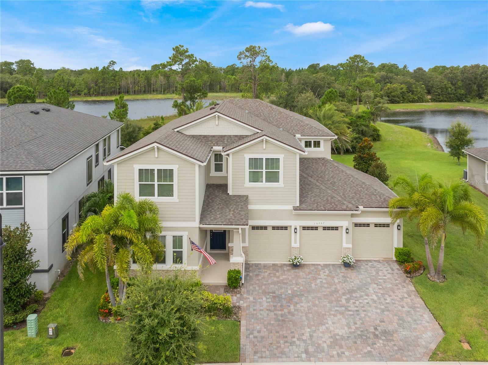 Property Photo:  16967 Wingspread Loop  FL 34787 