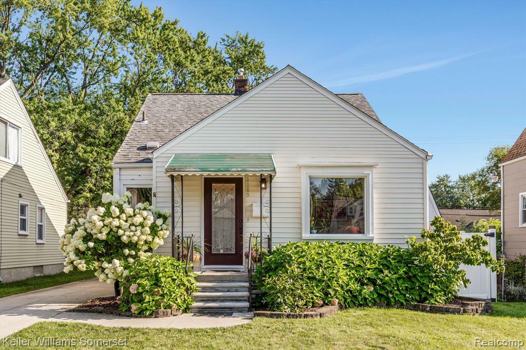Property Photo: 1185 Eaton Road MI 48072 2007