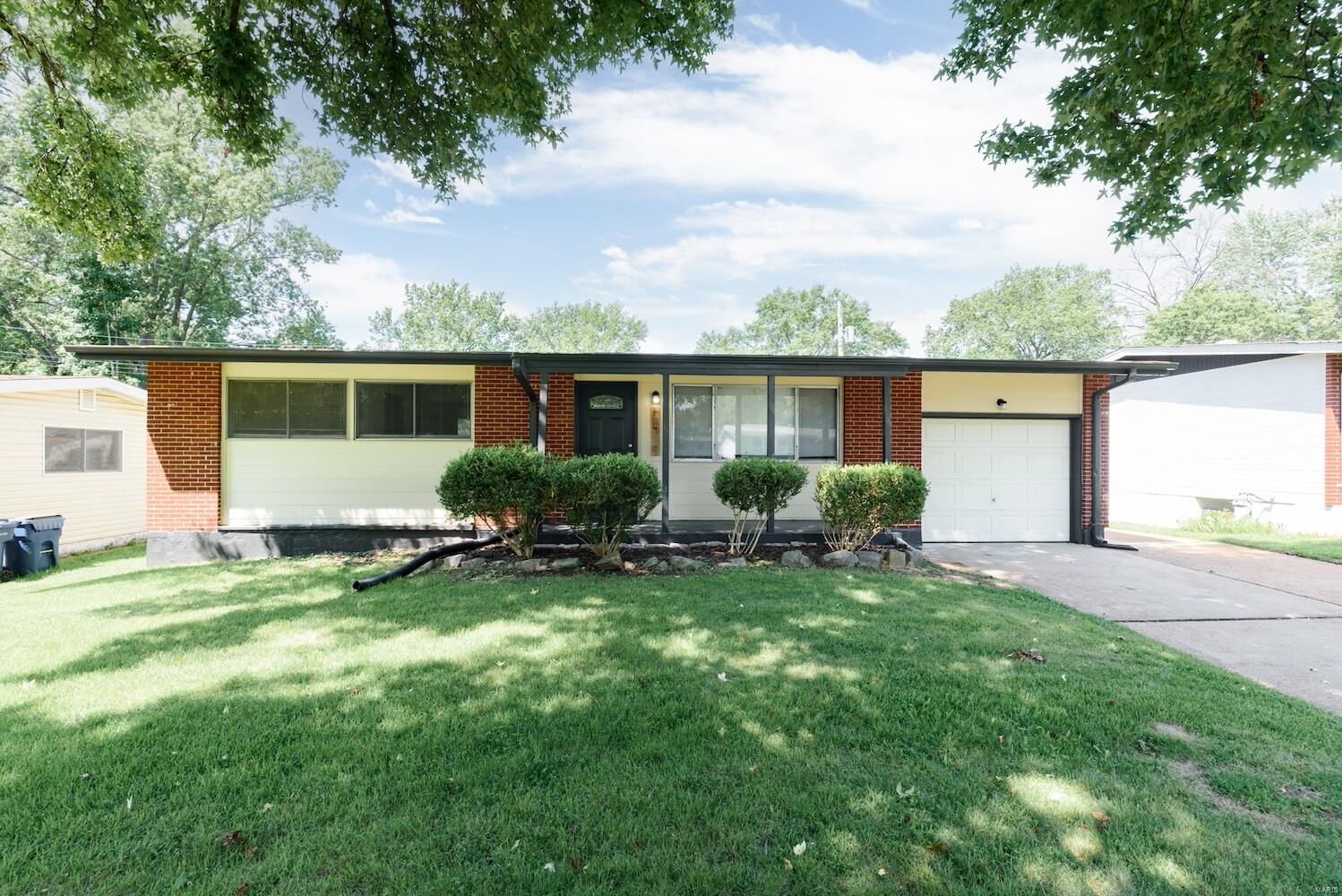 Property Photo:  10319 Quaker Drive  MO 63136 
