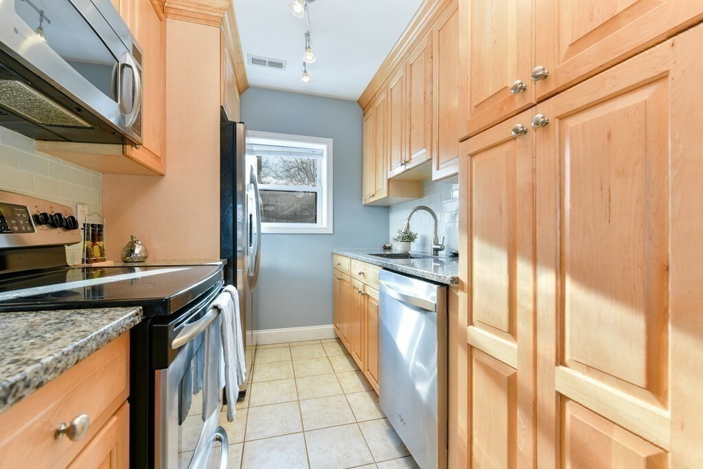 Property Photo:  168 Newton Street 3  MA 02135 