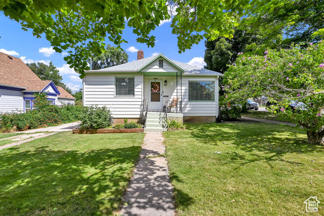 Property Photo:  1084 E Oak St  UT 84401 