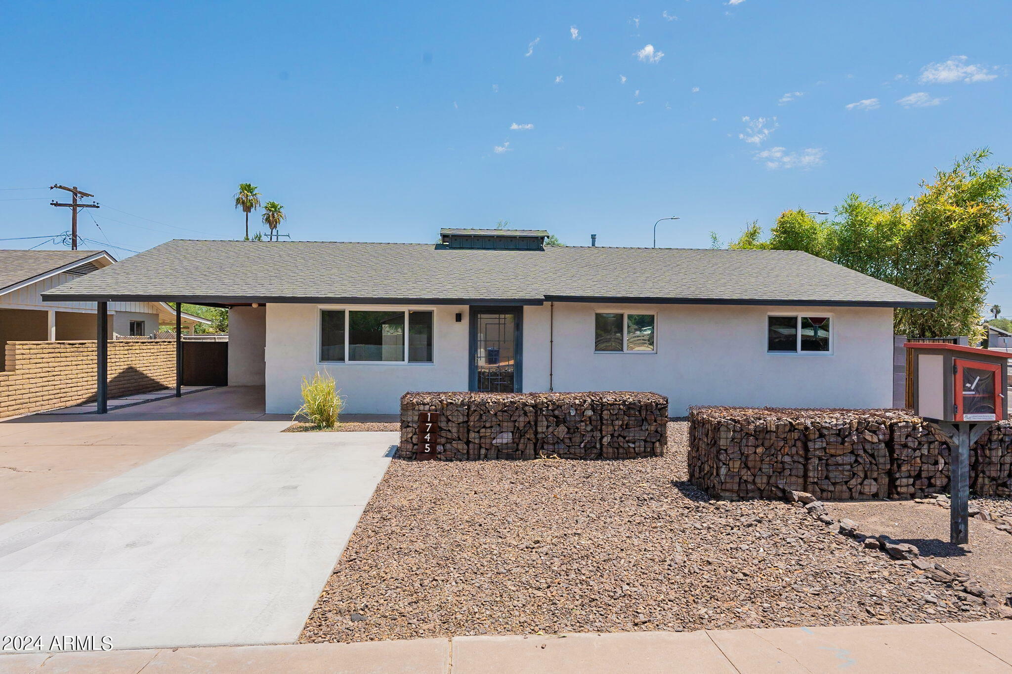 Property Photo:  1745 S Ventura Drive  AZ 85281 