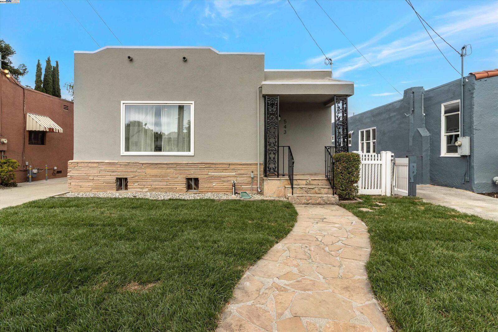 Property Photo:  543 E Merle Ct.  CA 94577 