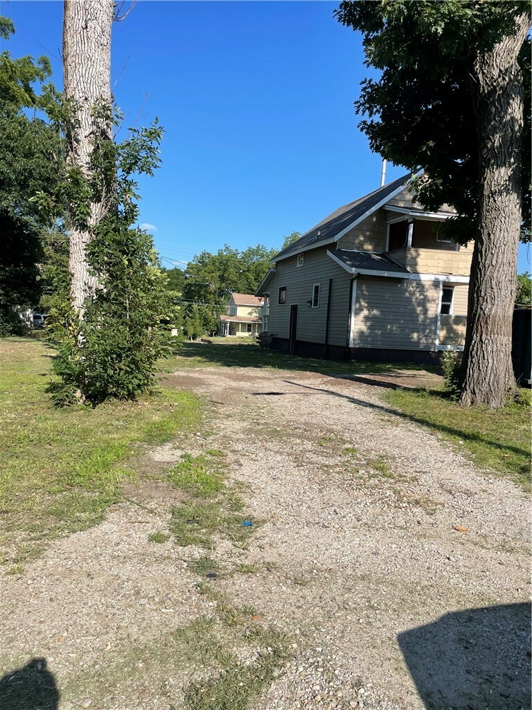 Property Photo:  1656 Martin Luther King Jr Parkway  IA 50314 