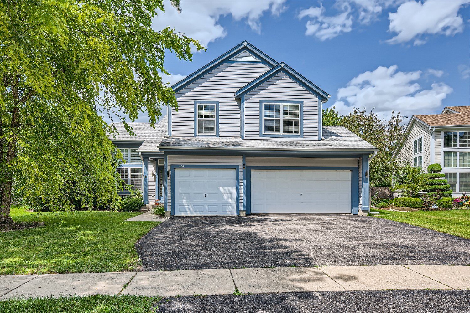 Property Photo:  460 Fairfax Lane  IL 60030 