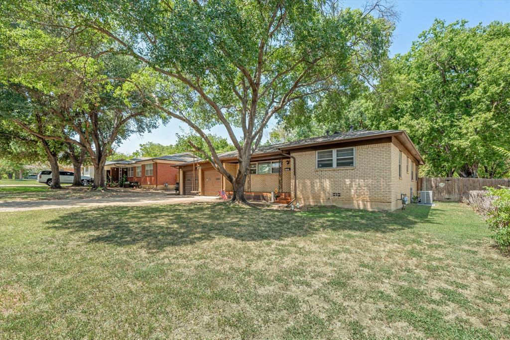 Property Photo:  4709 Nadine Drive  TX 76117 