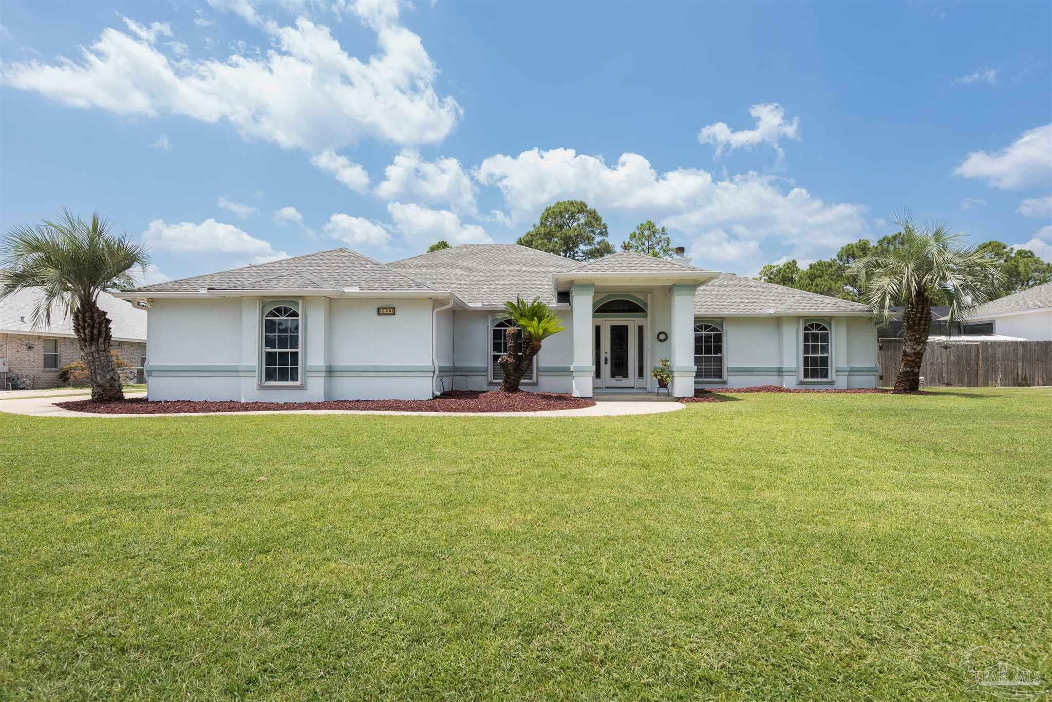 Property Photo:  1048 Chandelle Lake Dr  FL 32507 