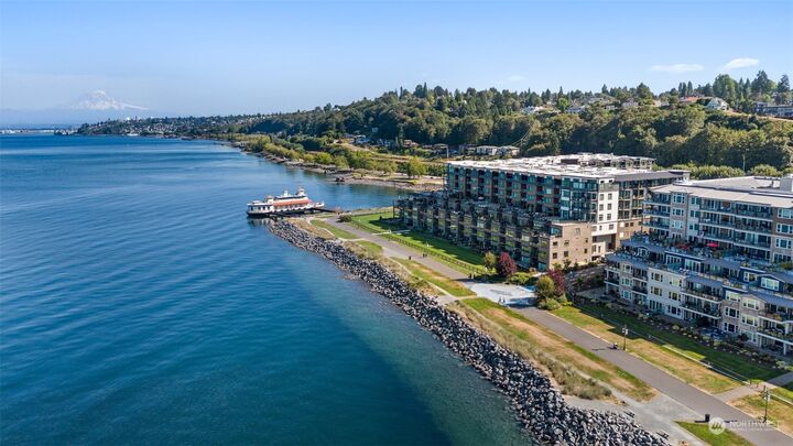 Property Photo:  4907 Main Street 811  WA 98407 