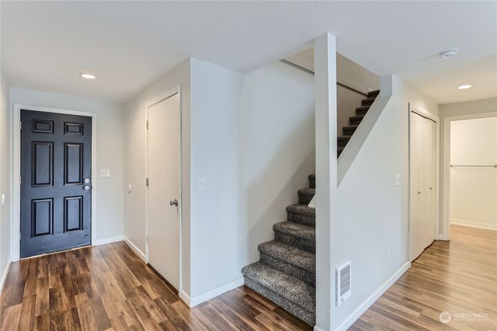 Property Photo: 14603 SE 7th Way WA 98683