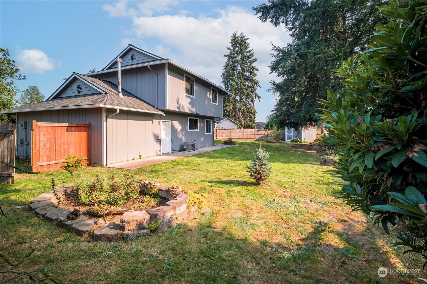 Property Photo:  6500 73rd Place NE  WA 98270 