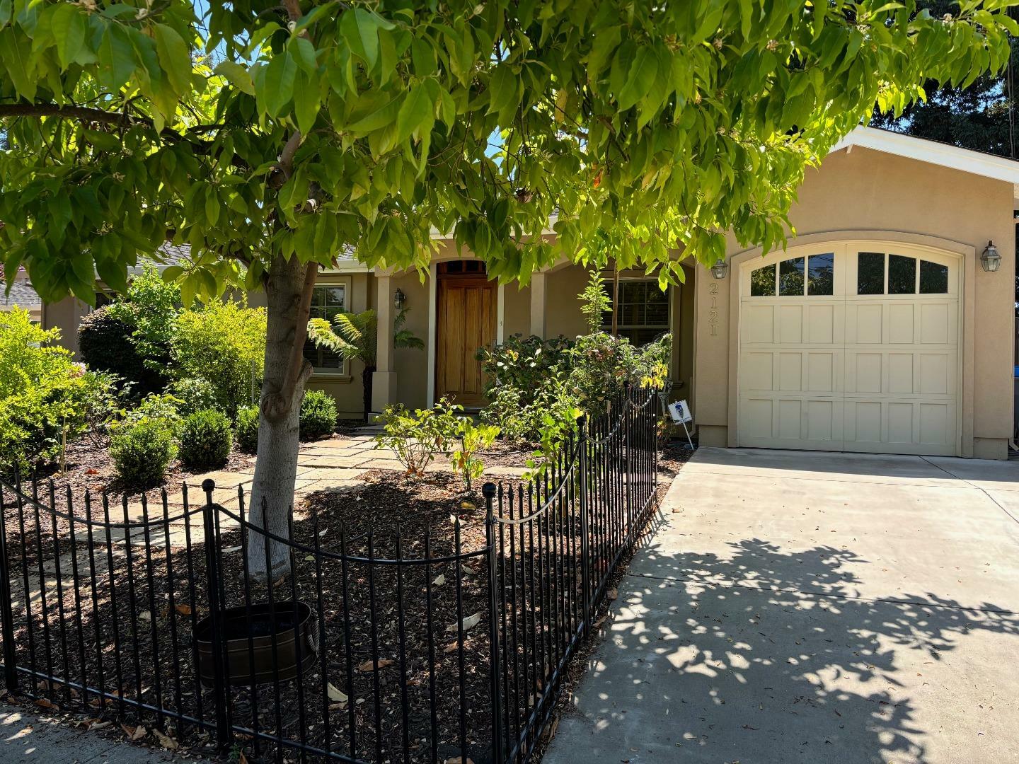 2121 Creeden  Mountain View CA 94040 photo