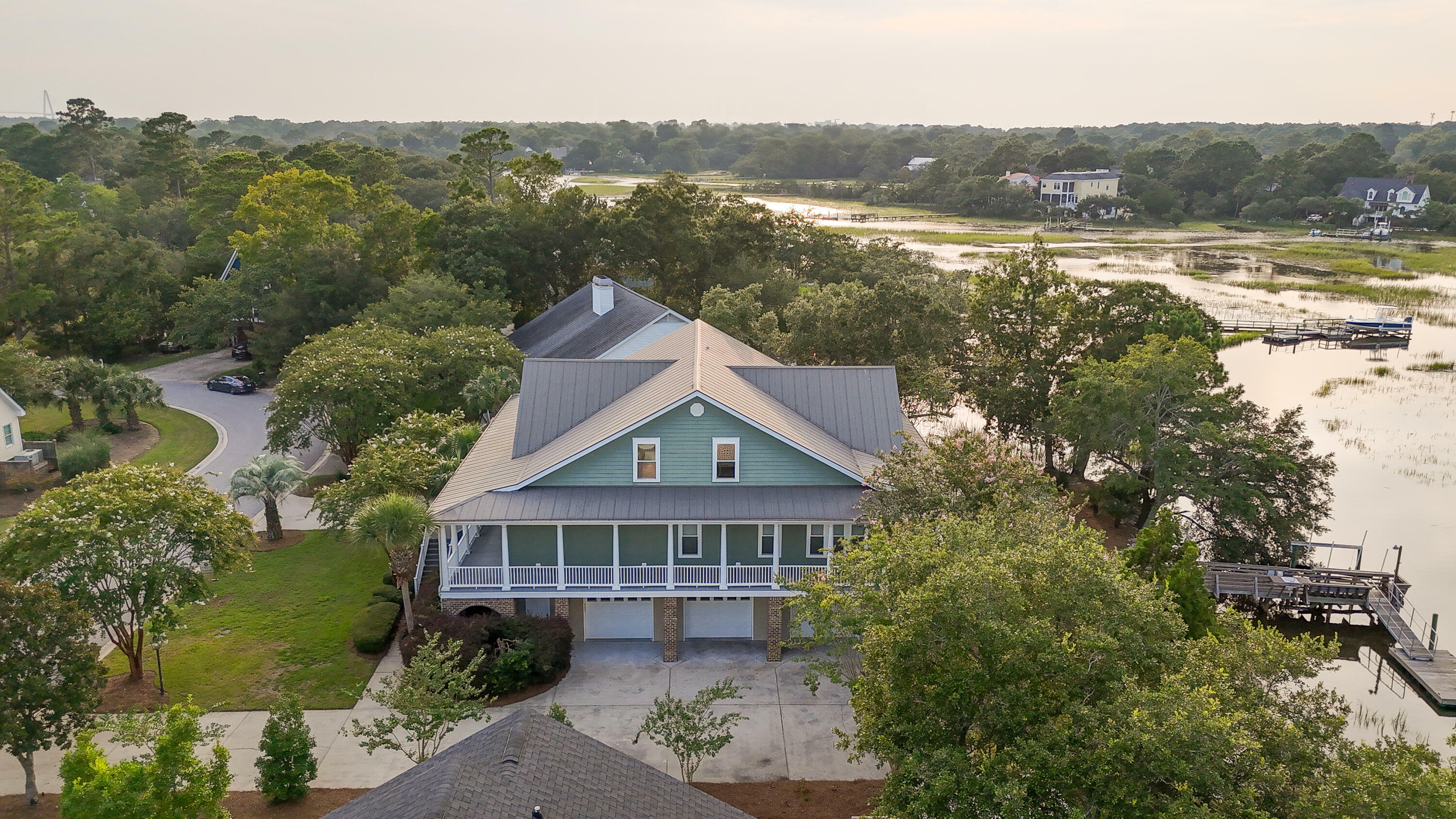 Property Photo: 687 Oak Marsh Drive SC 29464