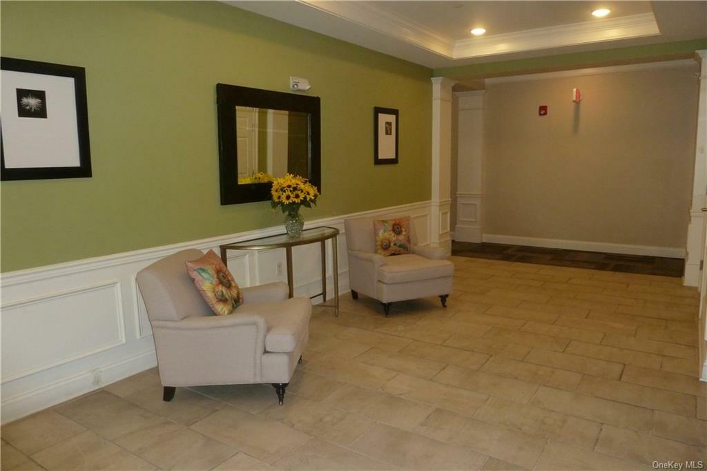 Property Photo:  15 Dickinson Place 3715  NY 10512 