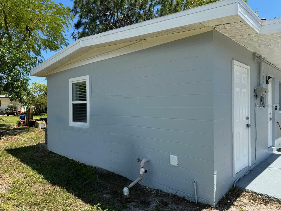 Property Photo:  143 Gregory Drive NE  FL 33952 