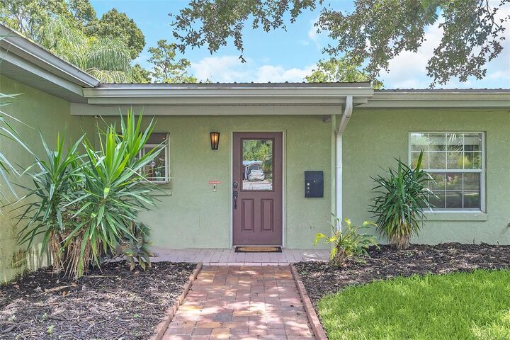 Property Photo:  3415 Chelsea Street  FL 32803 