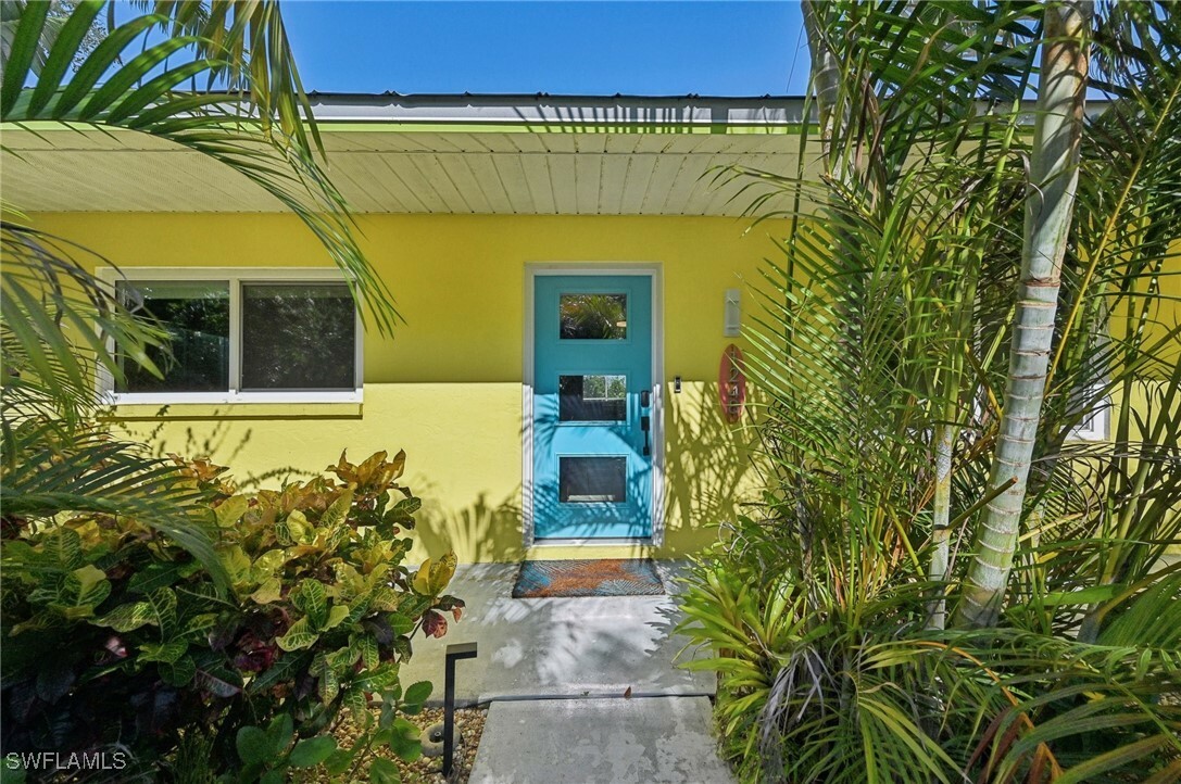 Property Photo:  1248 Jefferson Drive  FL 34224 