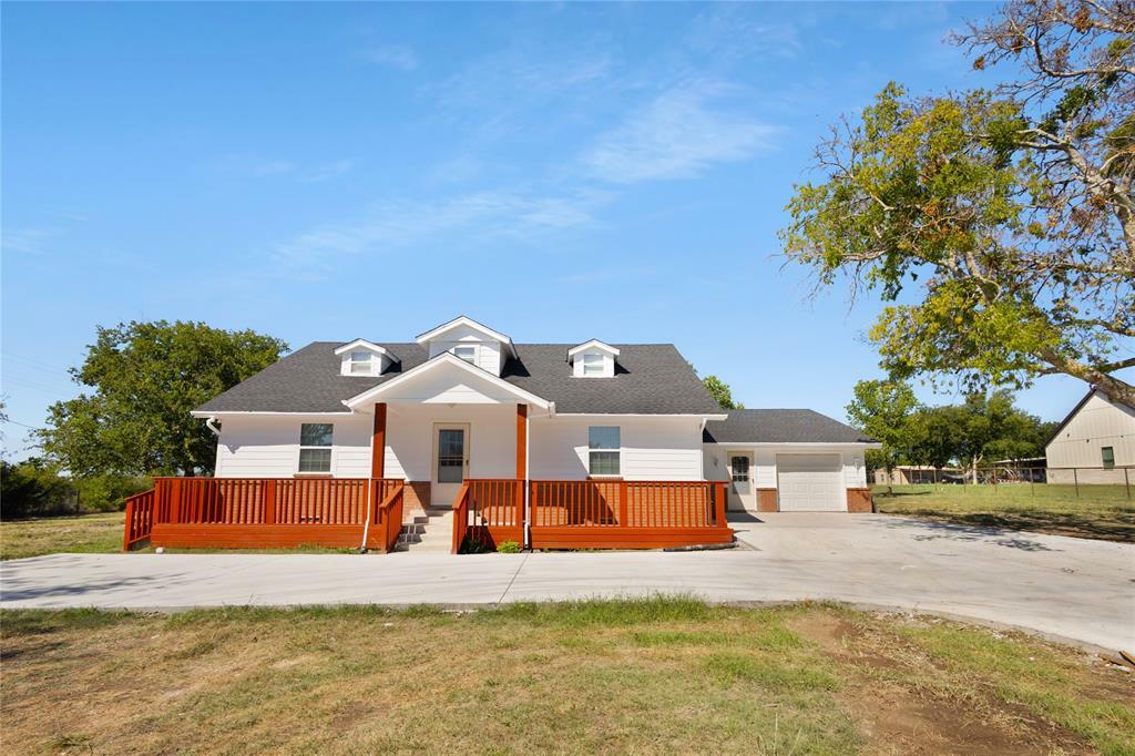 Property Photo:  125 Mesa Grande Drive  TX 76108 