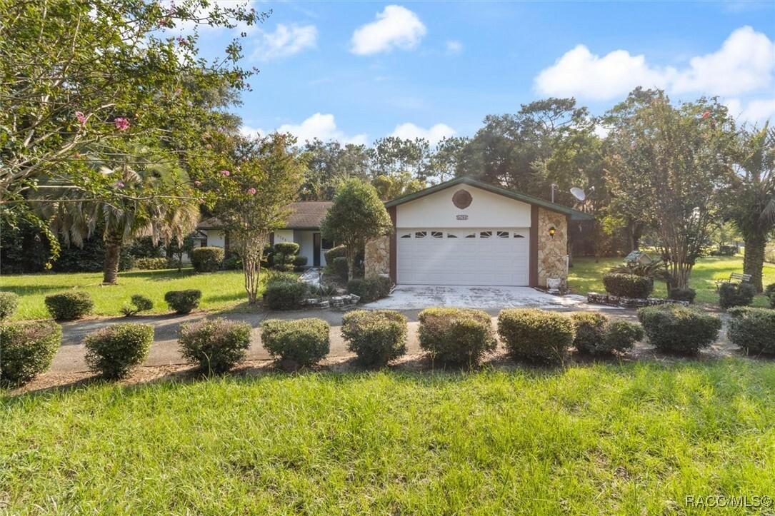 Property Photo:  5781 S Utopia Terrace  FL 34452 