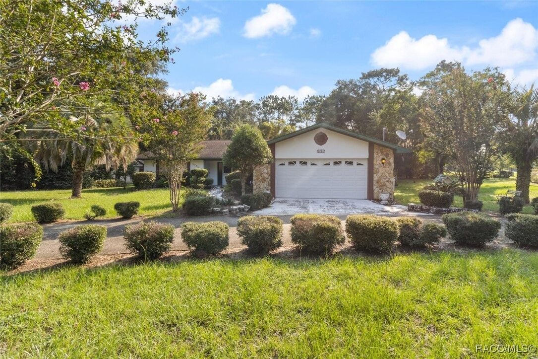 Property Photo: 5781 S Utopia Terrace FL 34452