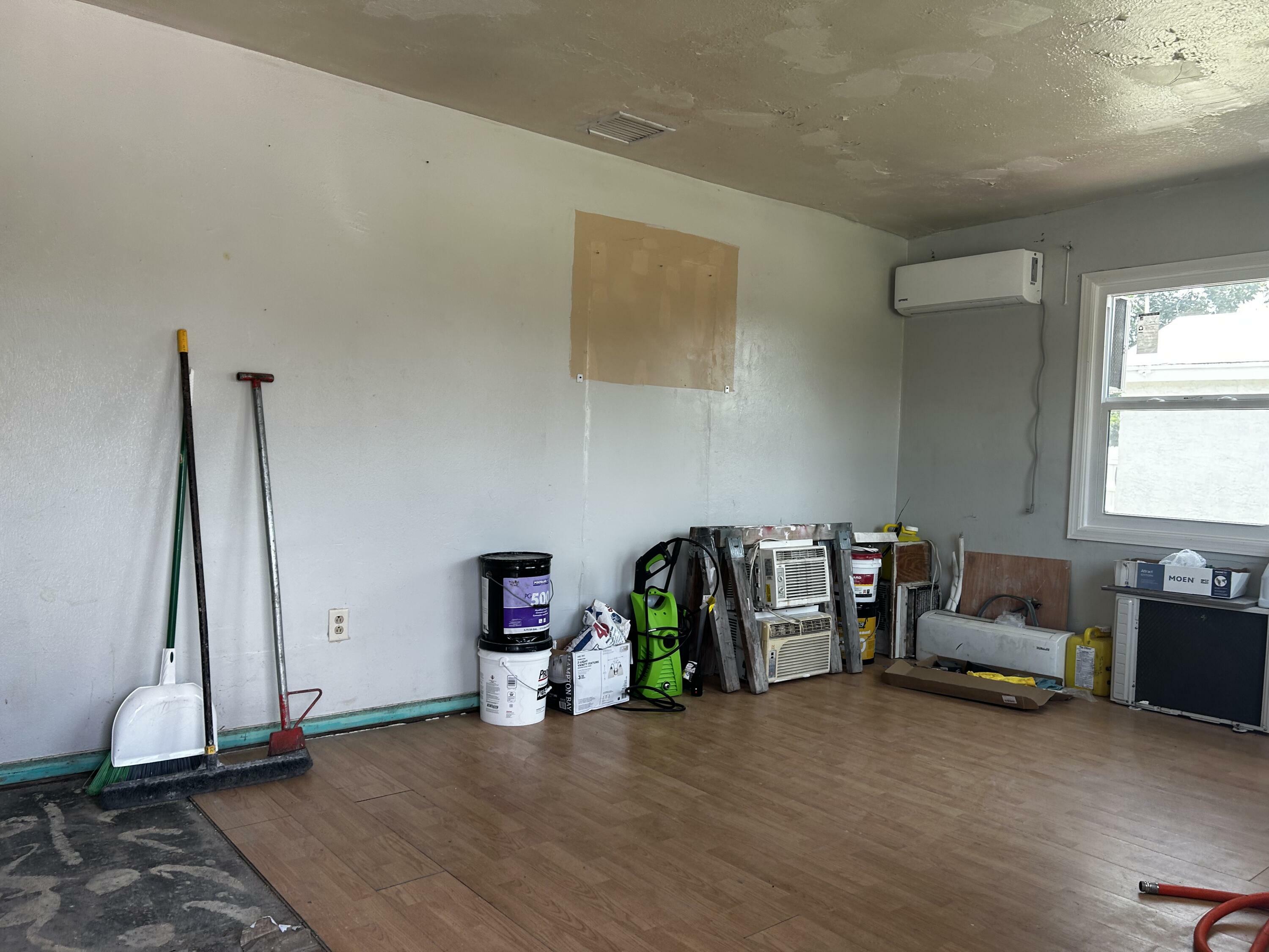 Property Photo:  517 N 25th Street  FL 34950 