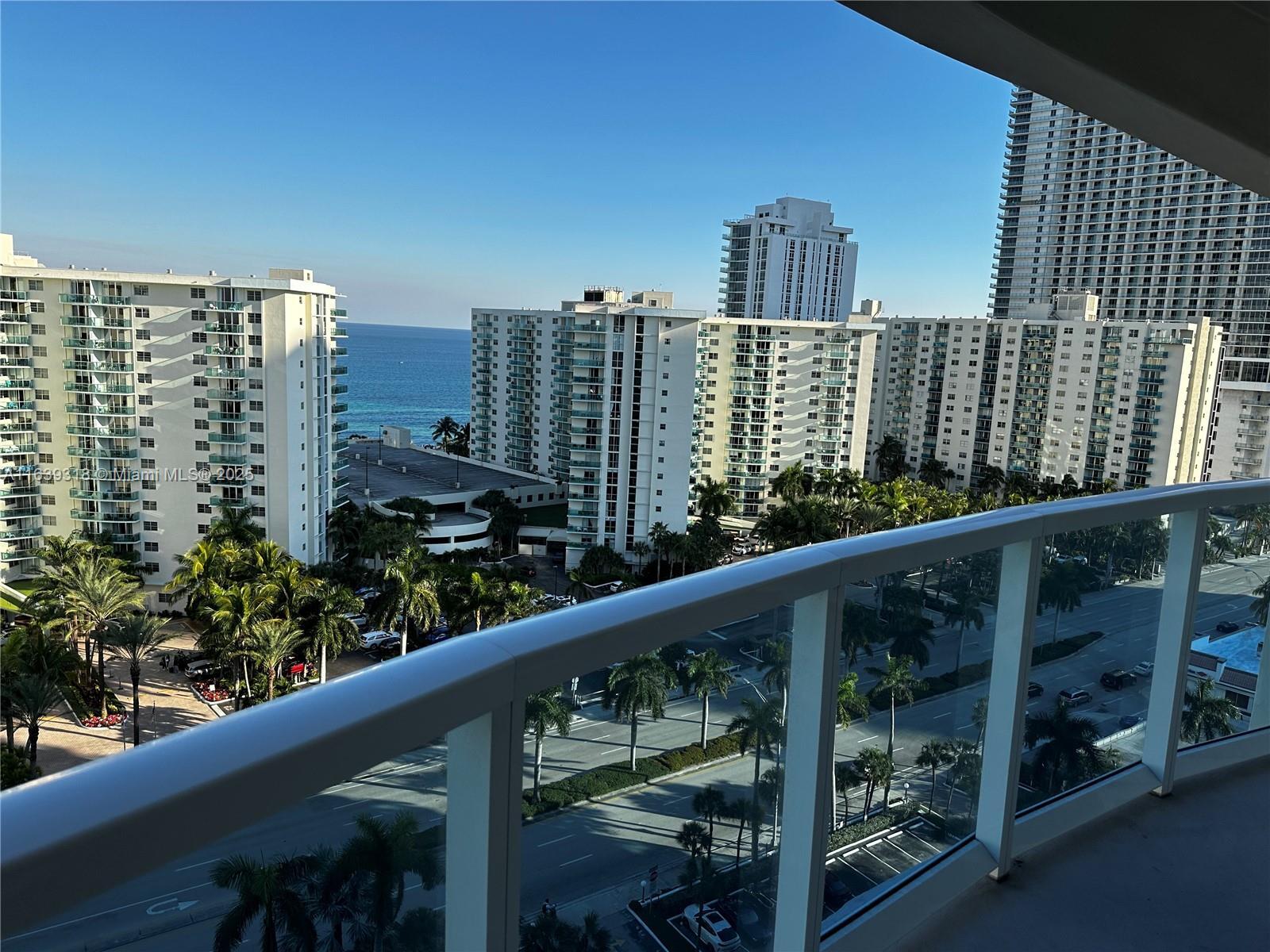 Property Photo: 3800 S Ocean Dr 1518 FL 33019