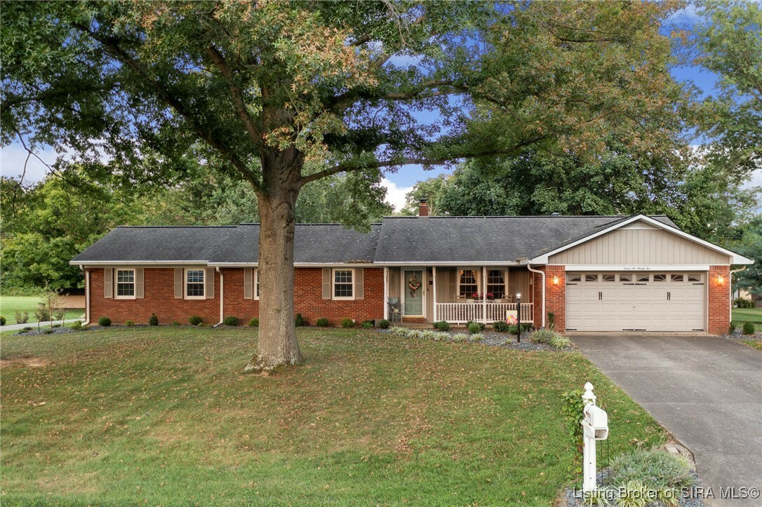 Property Photo:  8622 Falcon Road  IN 47111 