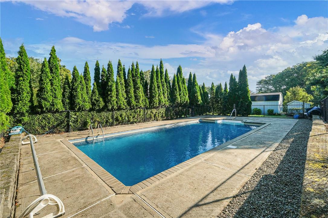 Property Photo: 4 Glenn Lane NY 10956
