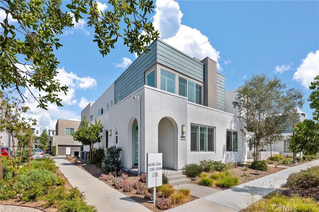 Property Photo: 278 Novel CA 92618