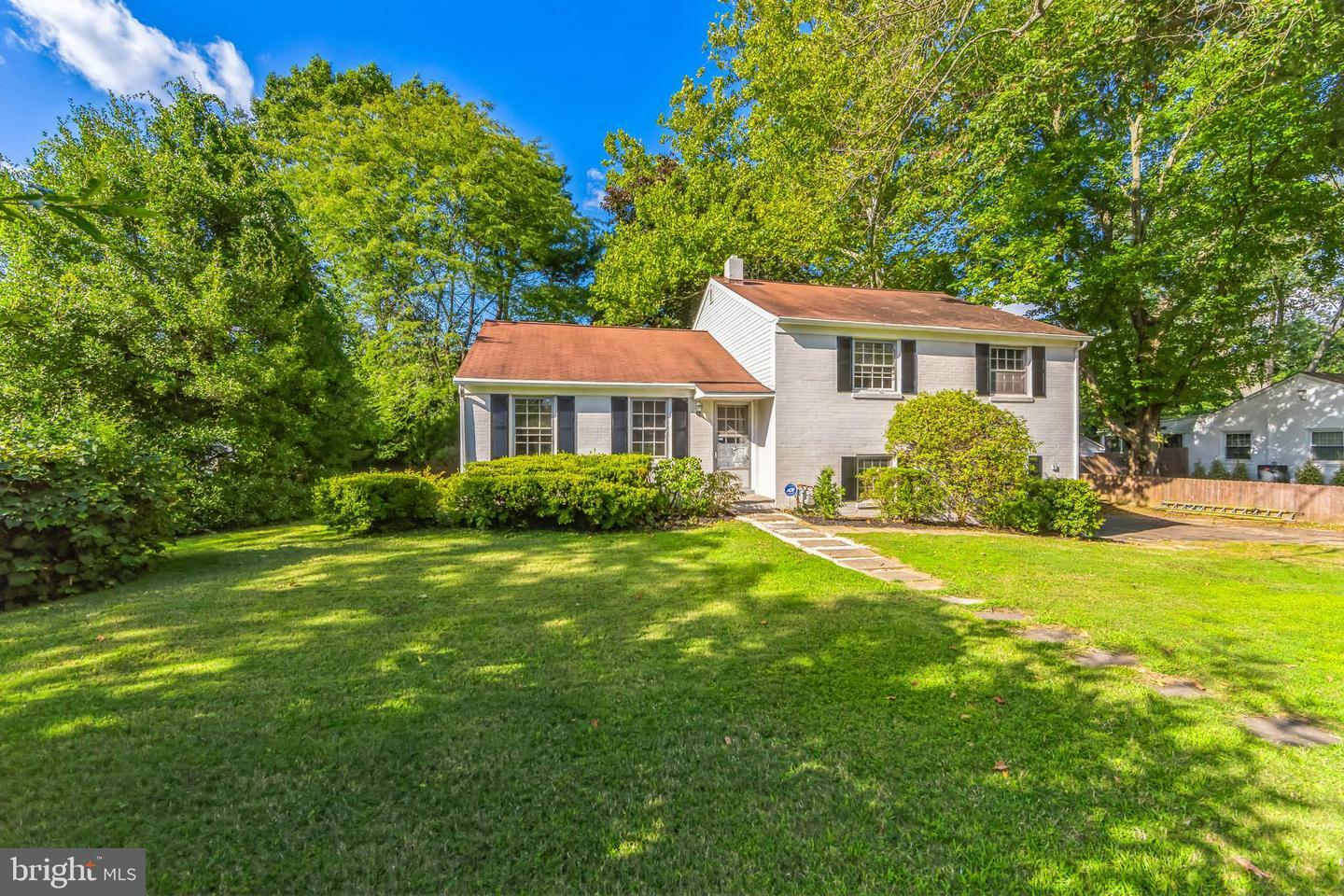 Property Photo:  205 Ridgewood Road  PA 19063 