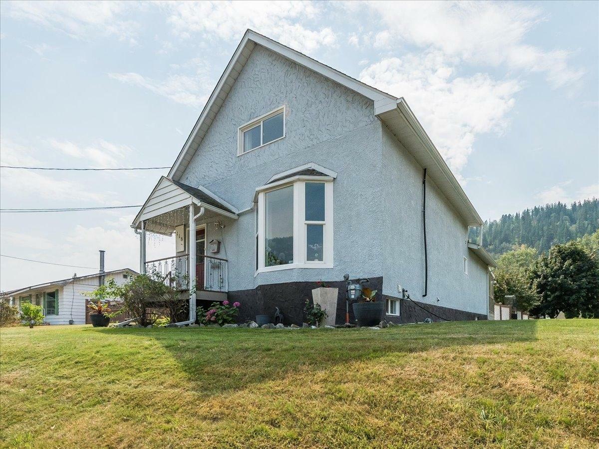 Property Photo:  118 Columbia Avenue  BC V1M 1A5 