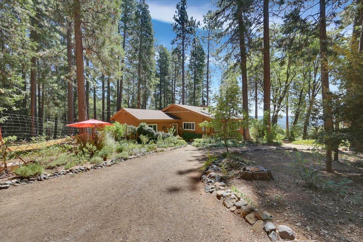 Property Photo:  17077 Cruzon Grade Road  CA 95959 