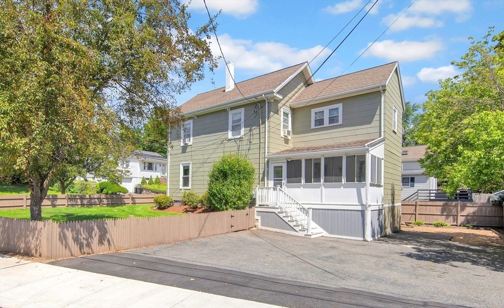 Property Photo:  20 Lake Ave  MA 01801 