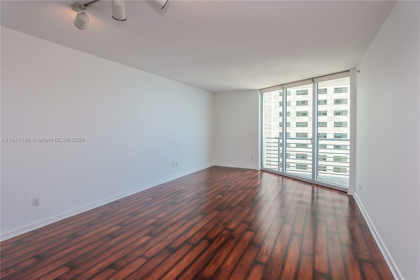 Property Photo:  335 S Biscayne Blvd 2104  FL 33131 