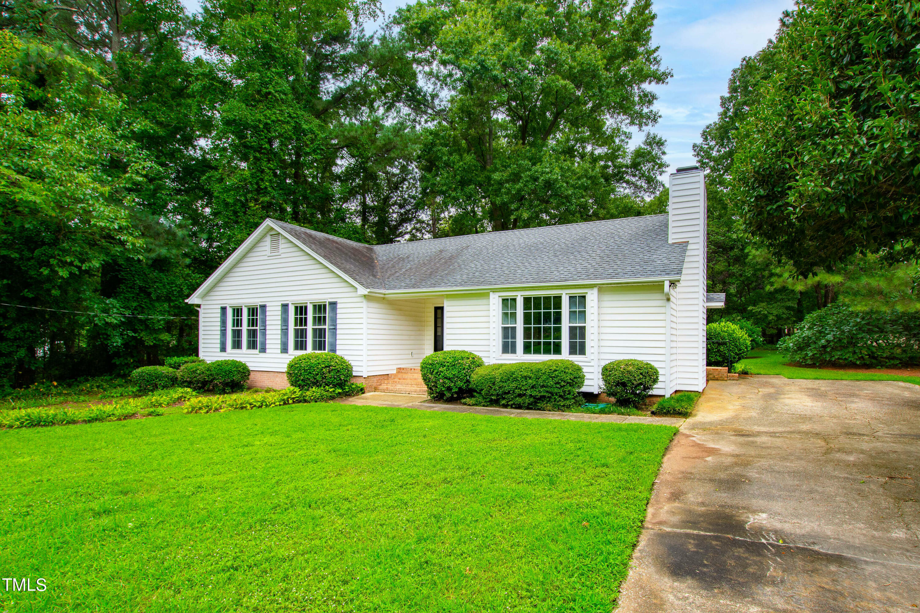 Property Photo:  224 Singleton Street  NC 27606 