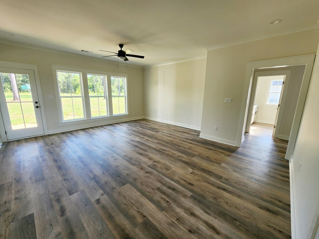 Property Photo:  349 Willow Oak Loop  GA 31763 