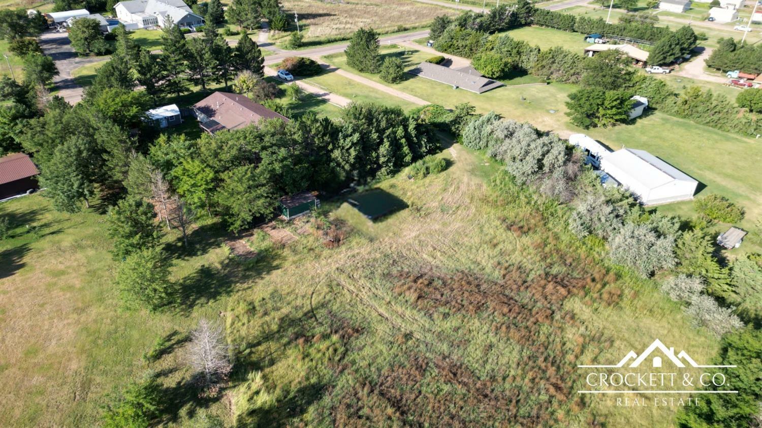 Property Photo:  4805 E Schulman Avenue  KS 67846 