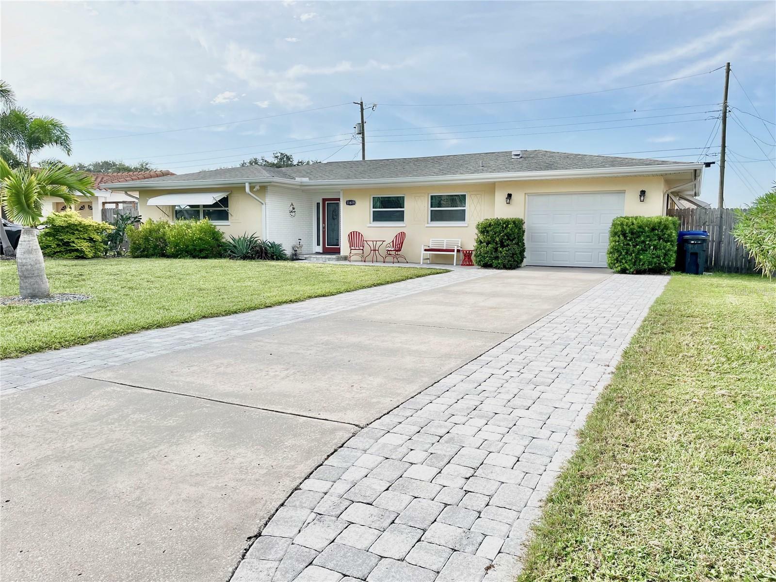 Property Photo:  11619 80th Avenue  FL 33772 