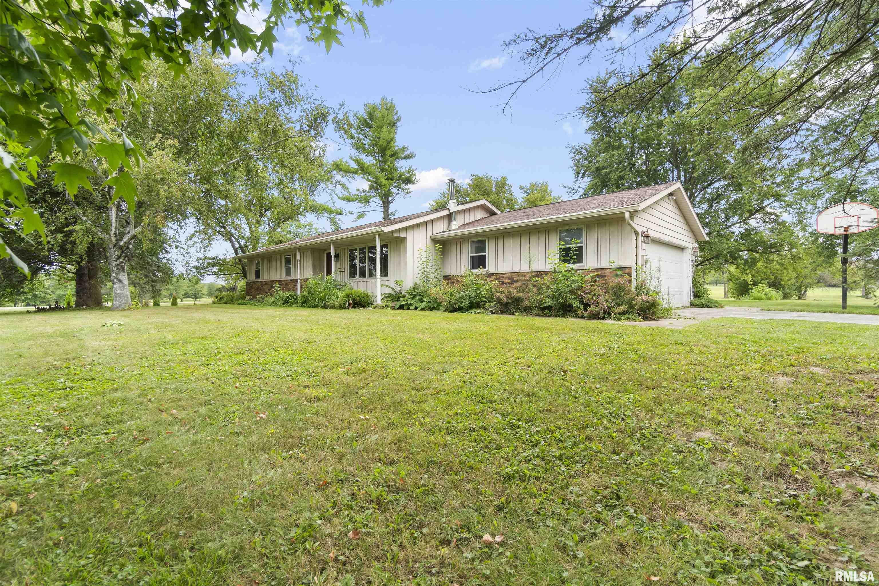 Property Photo:  21956 Springer Court  IL 61550 