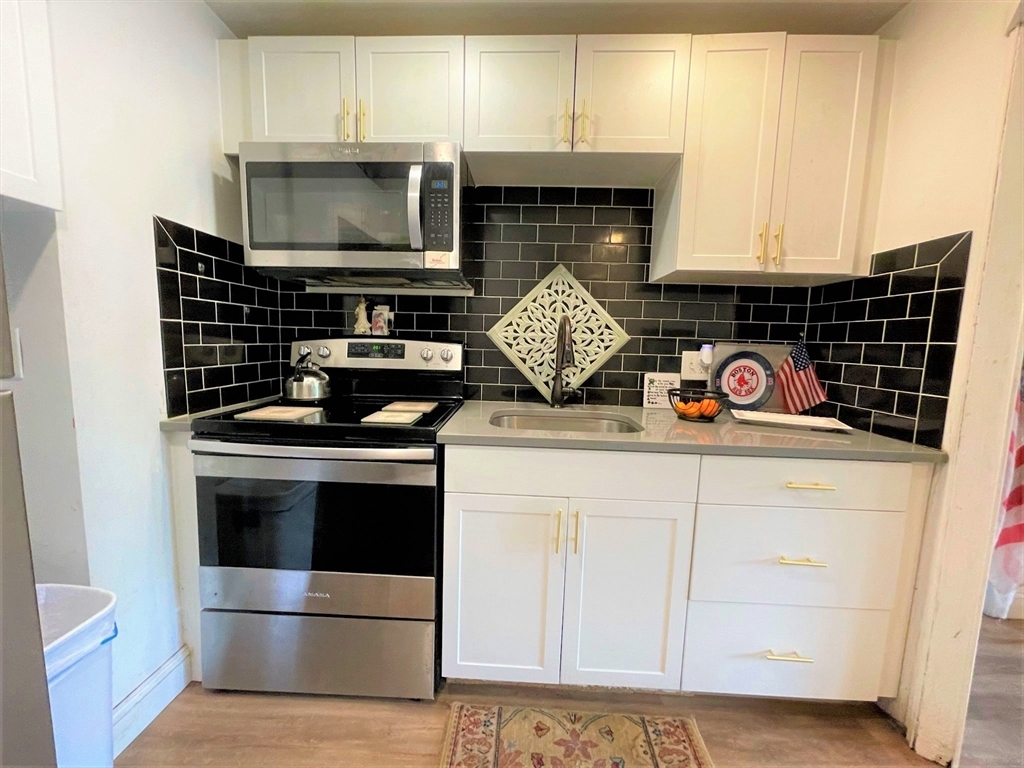 Property Photo: 625 Main Street 9 MA 01867