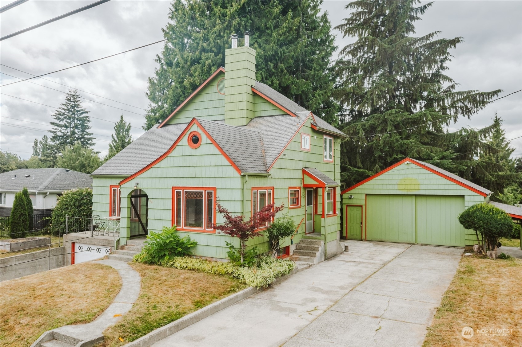 Property Photo:  915 Central Street SE  WA 98501 