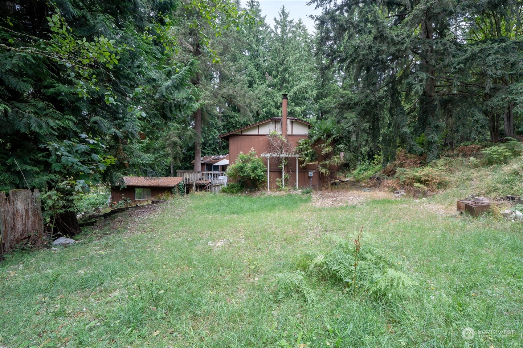 Property Photo:  5216 W Tapps Drive E  WA 98391 