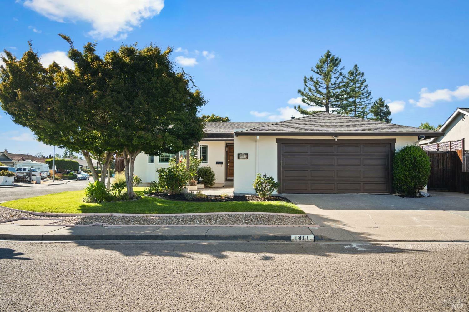 Property Photo:  1411 Pheasant Drive  CA 94954 